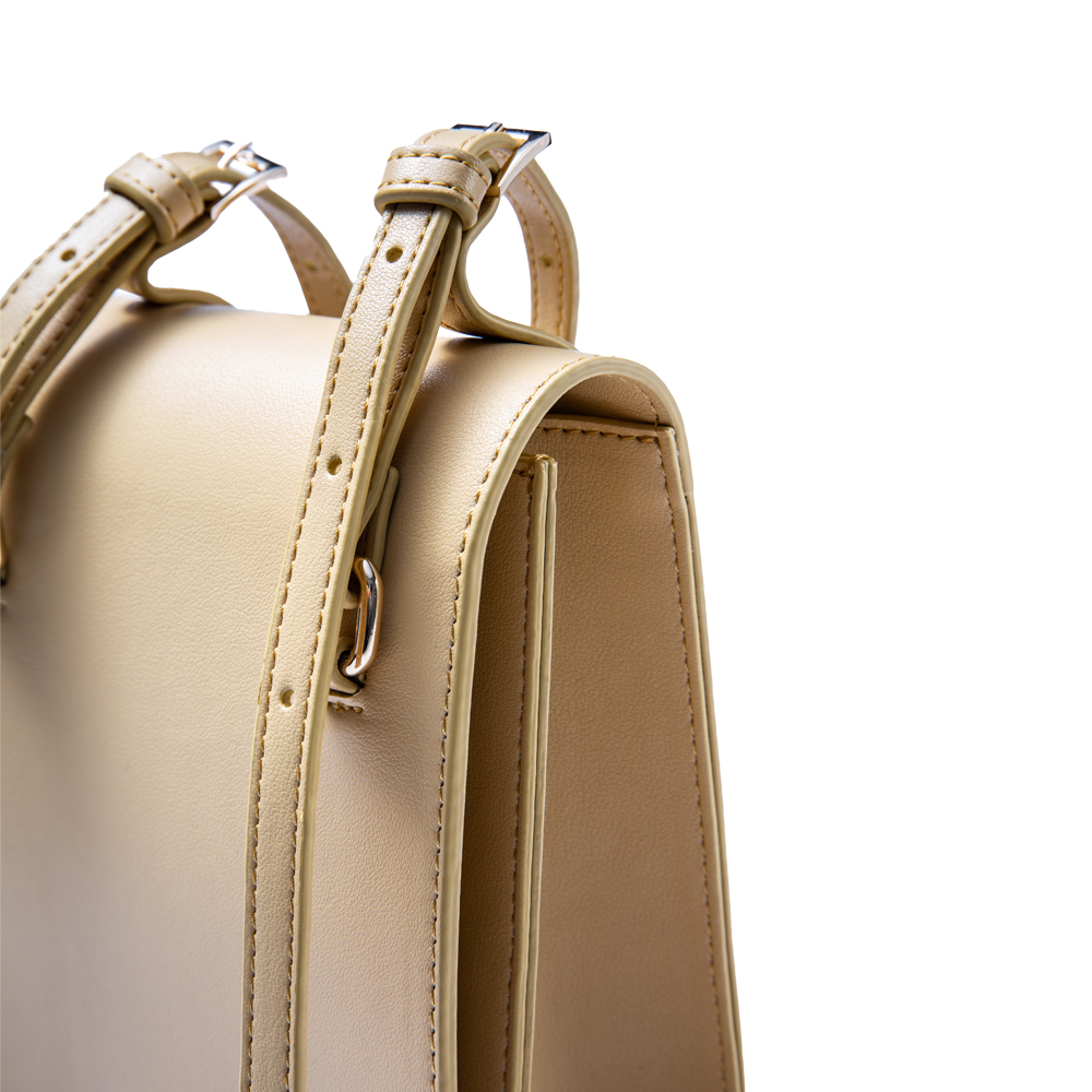 Discover more than 75 box type sling bag - xkldase.edu.vn