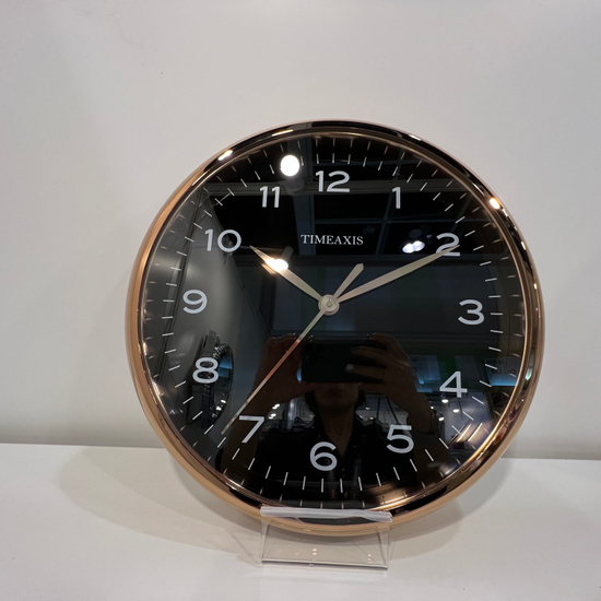 Elegant metal wall clock Watches & Clocks Jewellery & Watch