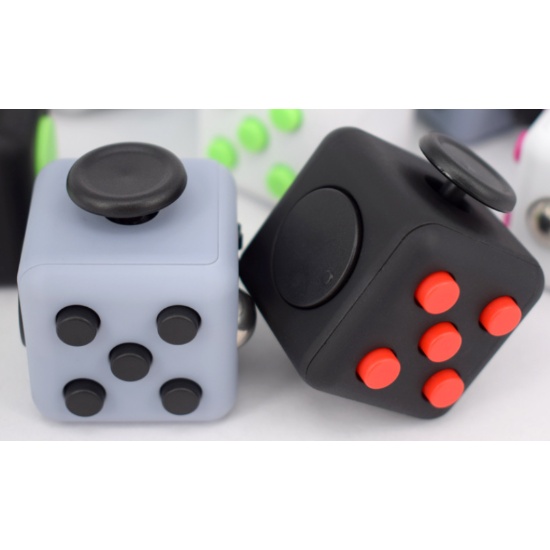 fidget cube toys r us canada