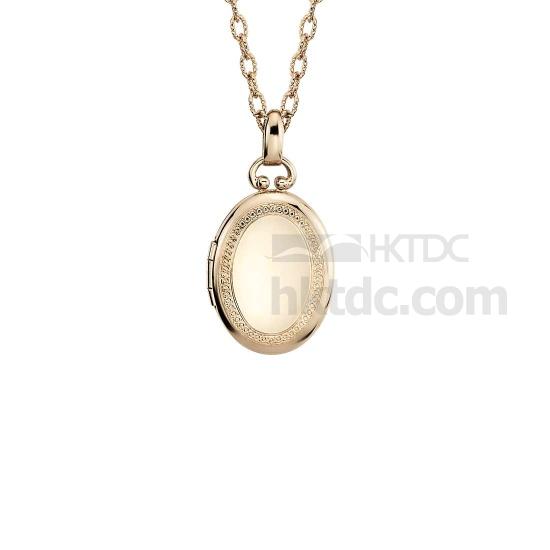 Gold or Sliver Oval Beaded Locket Necklace Jewellery & Watch
