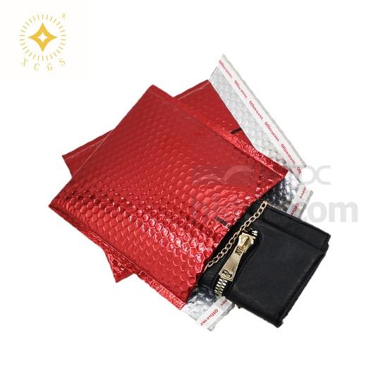 metallic bubble envelope it is equipped to handle the delivery task! Moisture resistant and